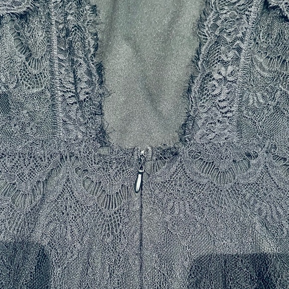 Guess lace body on dress XS - Picture 5 of 6
